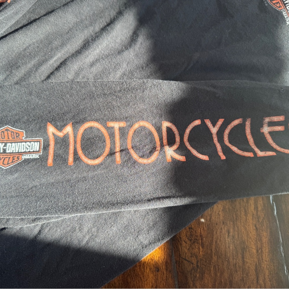 Harley-Davidson Black Long Sleeve Womens V-neck Tee- Size 1X - Picture 7 of 9